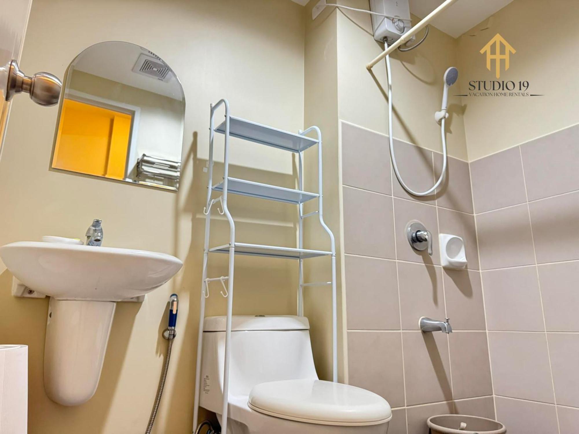 Modern Designed Studio Condo Near Ayala Centrio Cagayan de Oro Exteriér fotografie
